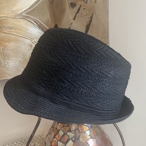Apt. 9 Bucket Style Hat.